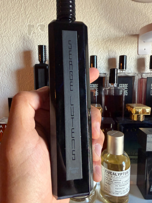 •  Borneo 1834 Serge Lutens 3ml| Dark Patchouli & Bitter Cacao