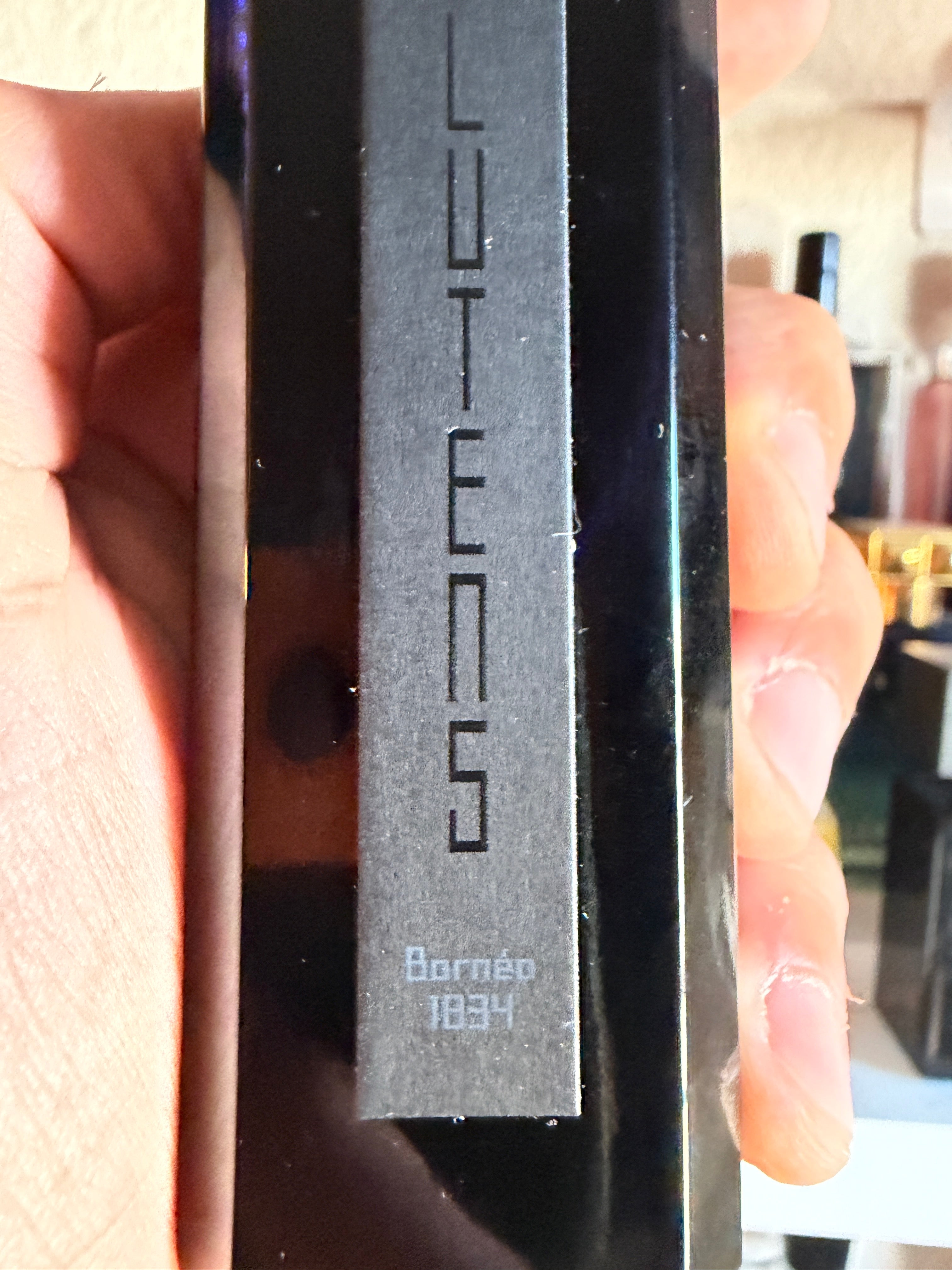 •  Borneo 1834 Serge Lutens 3ml| Dark Patchouli & Bitter Cacao