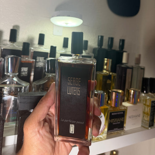 Le Participe Passé – Serge Lutens Resinous Oriental / Balsamic Caramel-3ml Glass Sprayer